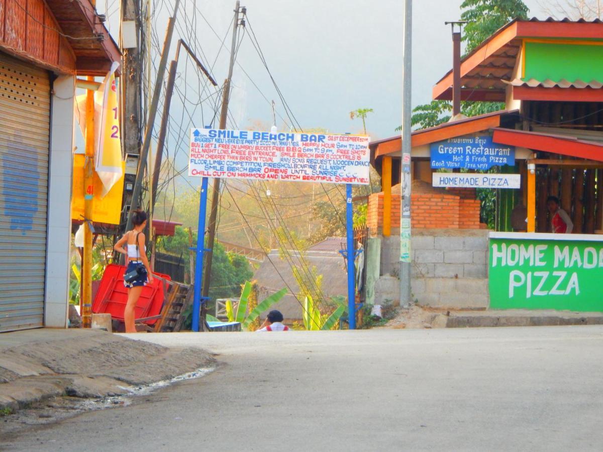 Vang Vieng Camellia Hotel Eksteriør bilde